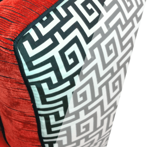 couch red header
