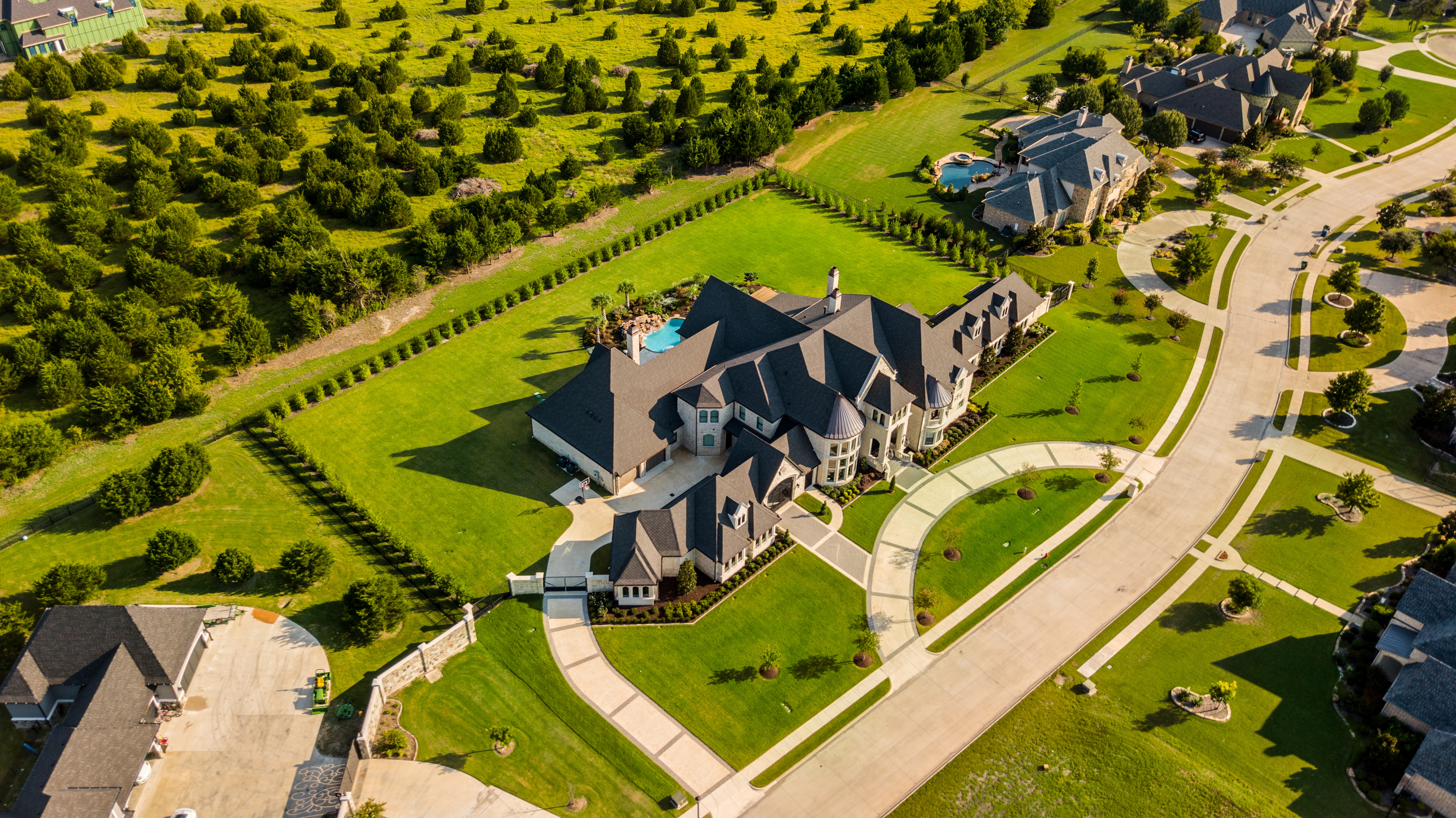 birdseye view of mansions 